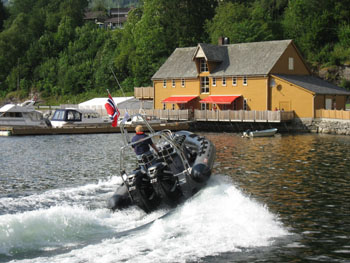 05.jpg